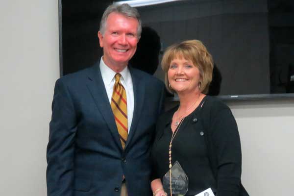 New Albany School Board recognizes award winning employees - | NEMiss.NEWS